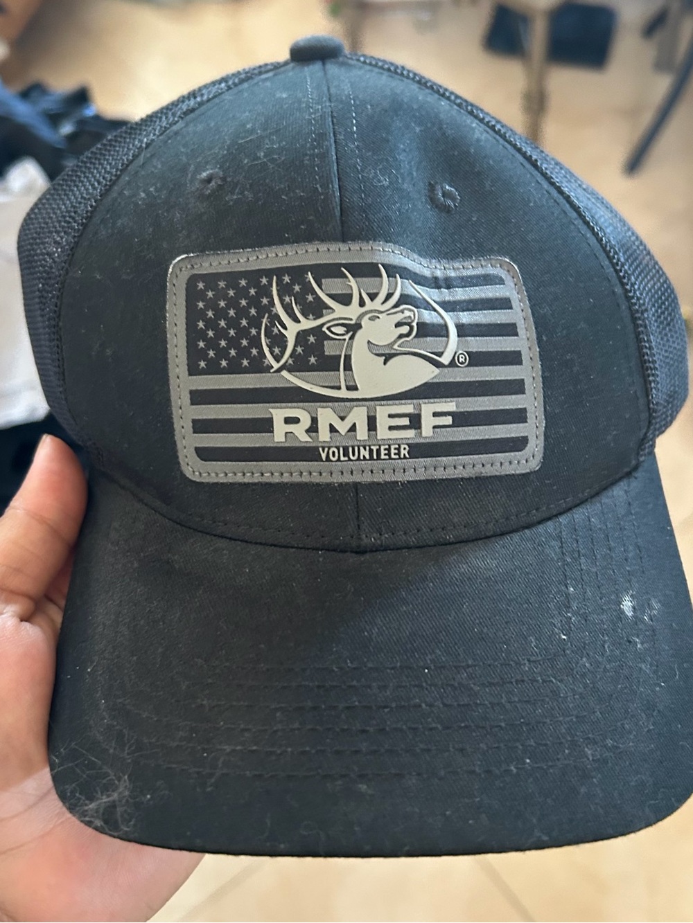 RMEF CONSERVATION HUNTING Volunteer Black Mesh Back Cap 88